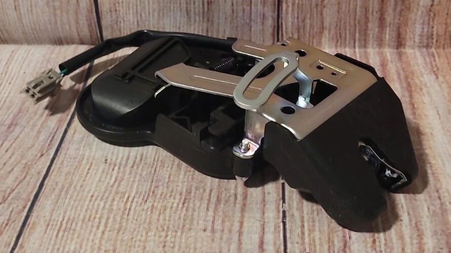 04-08 ACURA TL 03-07 HONDA ACUERDO MALETERO PESTILLO BLOQUEO CUBIERTA TRASERA TAPA PUERTA TRASERA OEM Foto 2 de 4