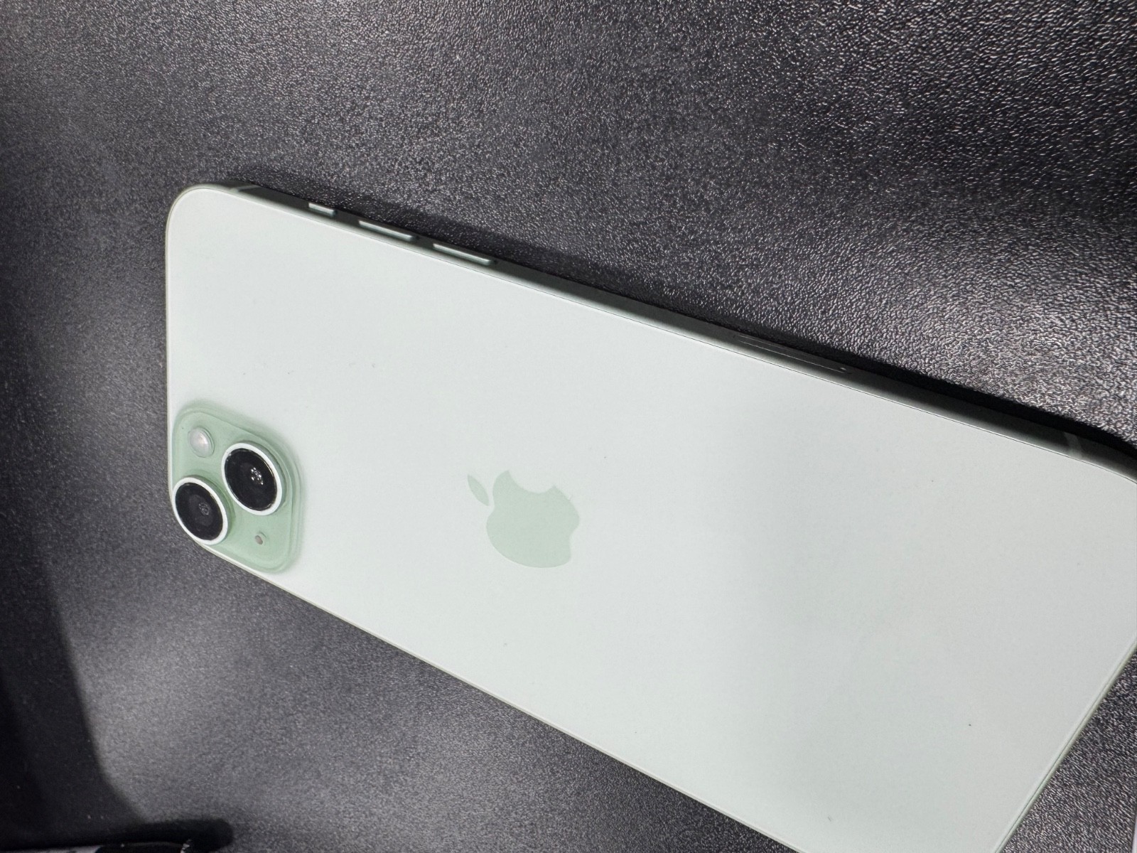 Apple iPhone 15 Plus - 128GB - Green (Unlocked)