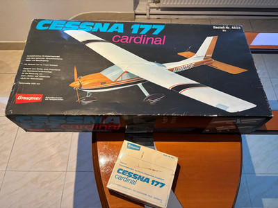 CESSNA  CARDINAL  177  von  GRAUPNER