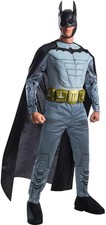 Men's Batman Arkham City Deluxe Muscle Chest Batman, Multicolor, Medium, Gray