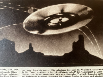 DAYTONA 1950 U.F.O. historicFAKE? ReVUE Zirkus UFO Landung 1.  MarsMENSCH Foto