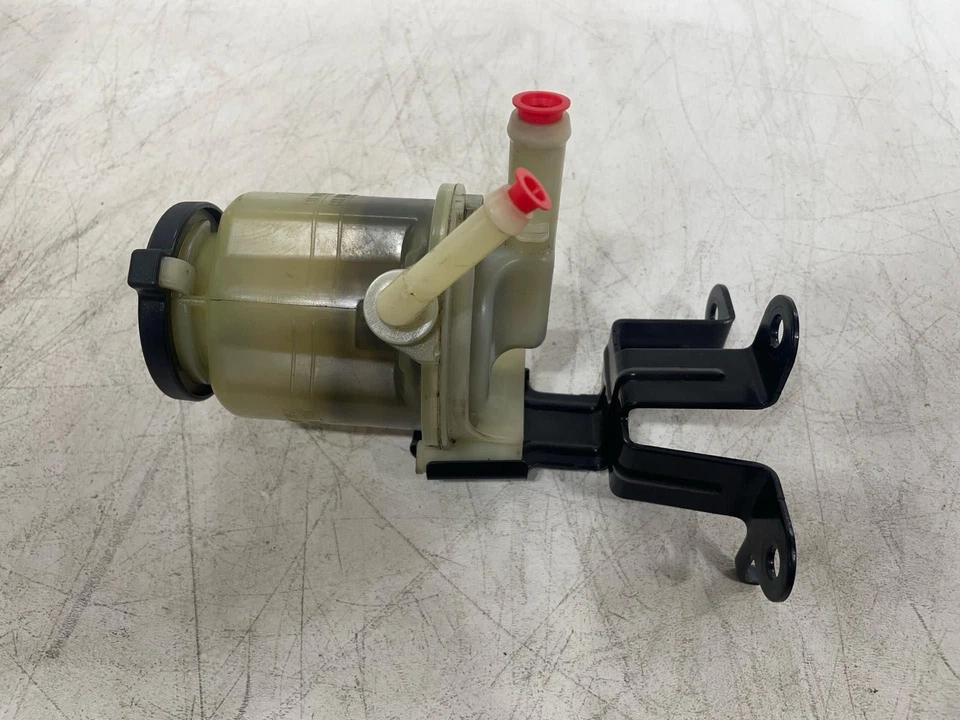 Se adapta a TOYOTA 4RUNNER 2010-2024 4,0 L depósito de dirección asistida con soporte OEM Foto 2 de 4