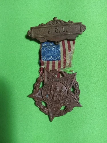 Ladies G.A.R. Grand Army of the Republic Civil War Veteran Medal Ribbon (1)