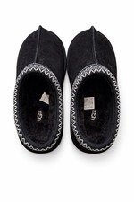 Uggs Tasman black size 8