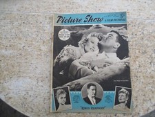 January 28th 1956, PICTURE SHOW, Anna Neagle, Errol Flynn, Patrice Wymore.