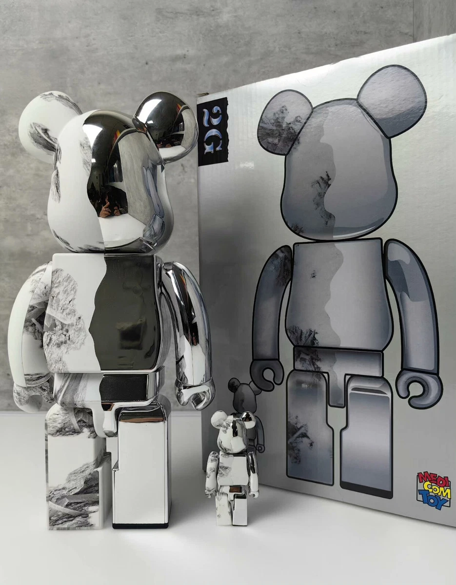Bearbrick- 400%+100% 2G Sorayama Premium Edition Set Block Bear