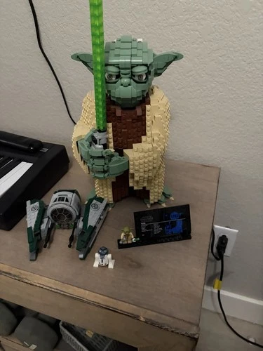 Lego Star Wars Yoda Combo Figure + Ship
