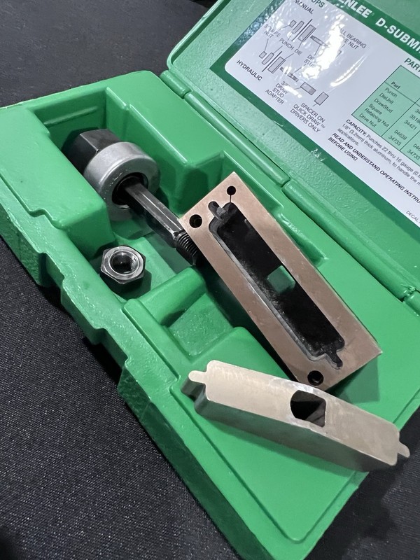 GREENLEE 234 37-PIN D-SUBMINIATURE PANEL PUNCH TOOL WITH CASE