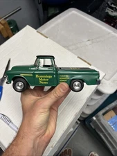 Ertl Collectibles 1955 Chevy Cameo Die-Cast Metal Truck/Bank 1995 1:25 Scale