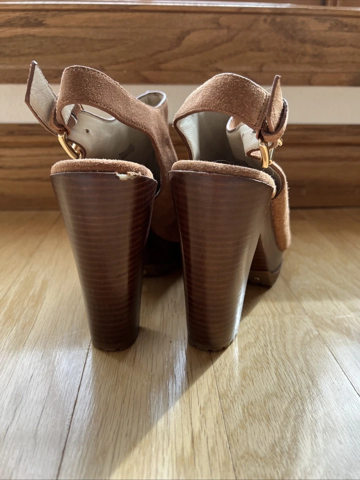 Sandalia Michael Kors Para Mujer Marrón Gamuza Cuero Goma Suela Tacón Bloque Talla 7 M Foto 4 de 4
