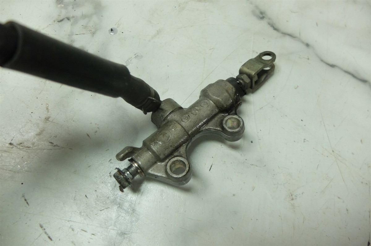 00 Kawasaki ZX9 ZX 9 900 ZX900 E Ninja rear back brake master