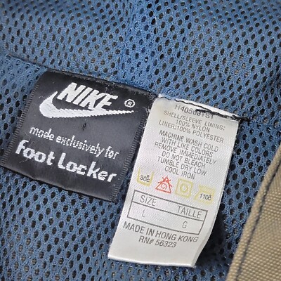 Nike Footlocker Vintage 90s 1/2 Zip Jacket Olive Brown Men's Nike Footlocker Vintage 90s 1/2 Zip Jacket Olive Brown Men's