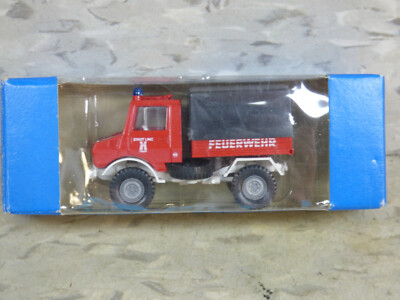 Roco Minitanks (NEW) 1/87 Modern German Unimog 2T 1300 Fire Truck Lot #3940
