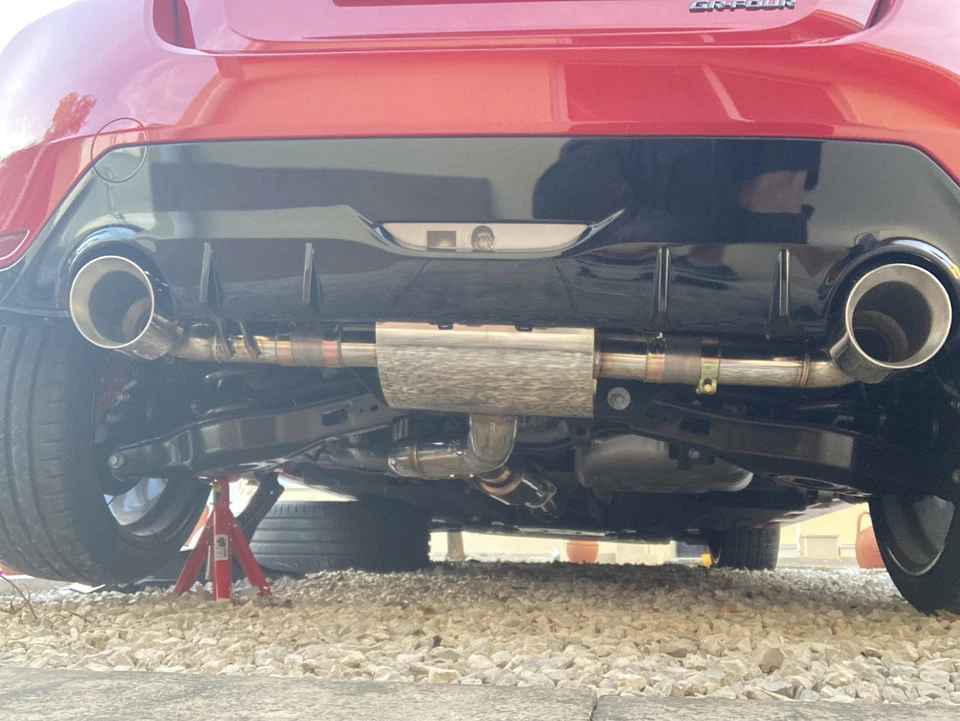 Impianto di scarico Toyota GR Yaris 3" Catback Performance - Immagine 4 di 4