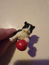 Vintage Hasbro Toys 1994 MEG Kitty In My Pocket Tuxedo Black White 90s Vtg Mini