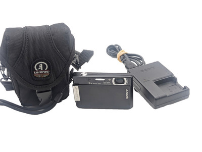 Sony Cybershot Digitalkamera DSC-T100 Schwarz Getestet Zubehörpaket 8,1MP