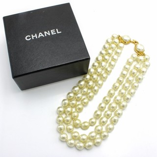 Vintage Chanel Three Layer 16.5 Inch Faux Pearl Necklace w/ Box #M1537 1