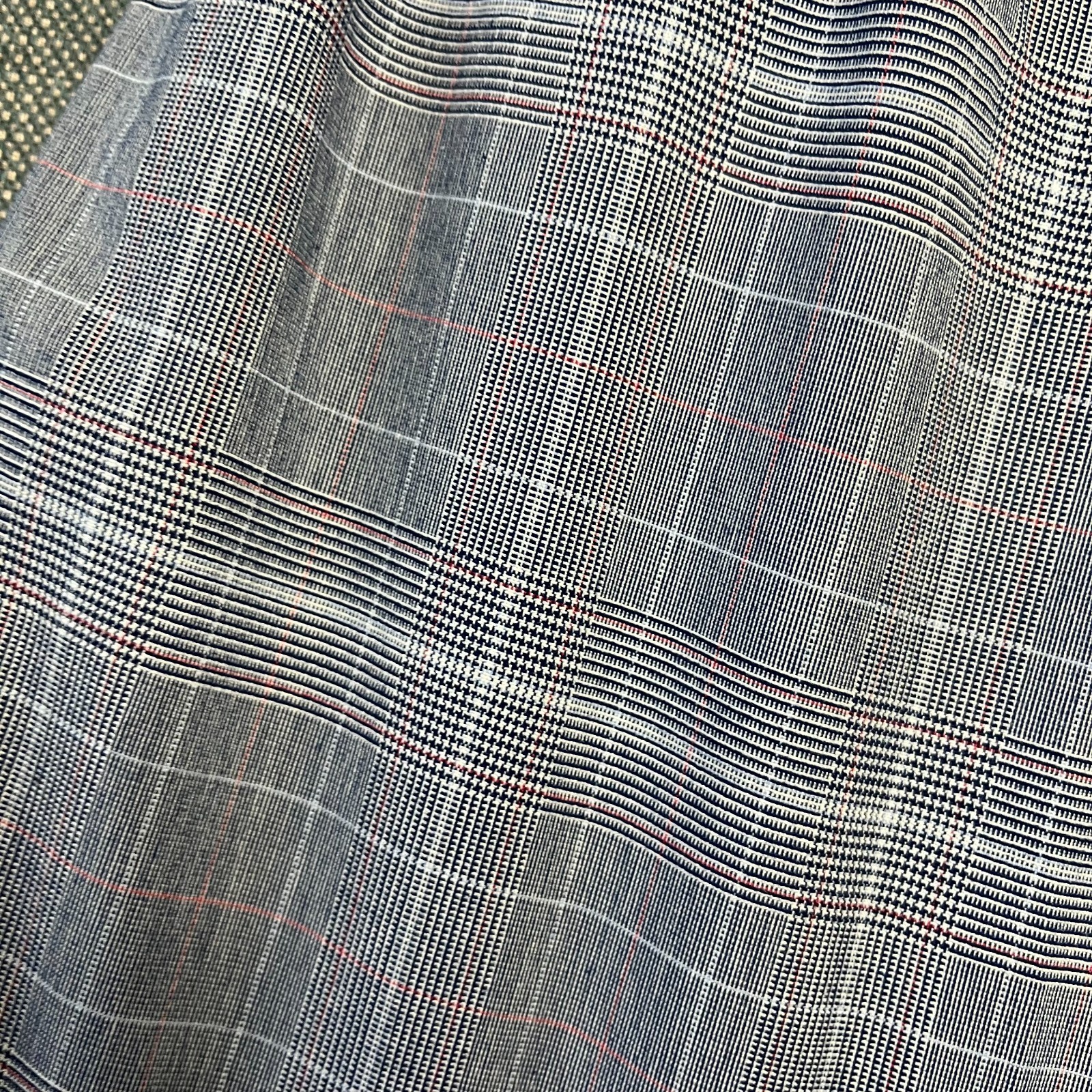 Tommy Hilfiger Men's Plaid Blazer Size 42S Gray Blue Red Stretch Sport Coat thumbnail 4