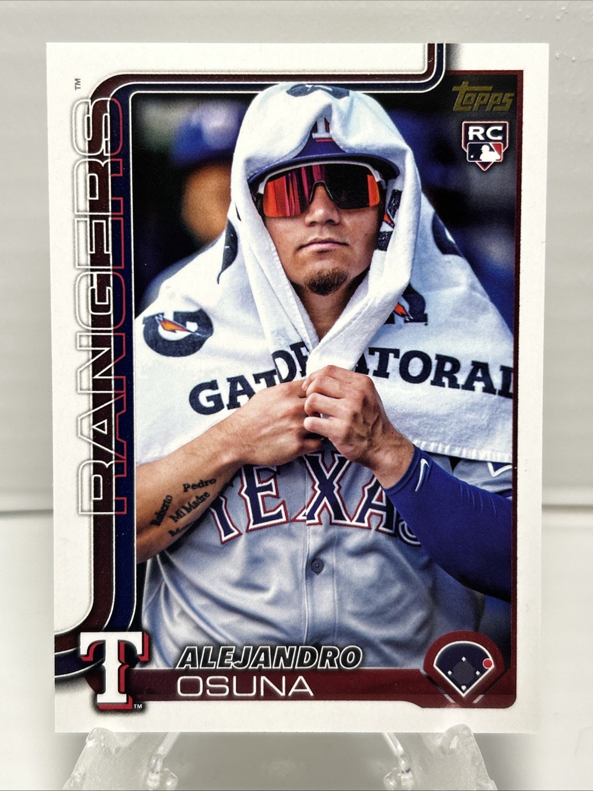 2025 Topps Update Series - Alejandro Osuna #US10 Golden Mirror Image Variations