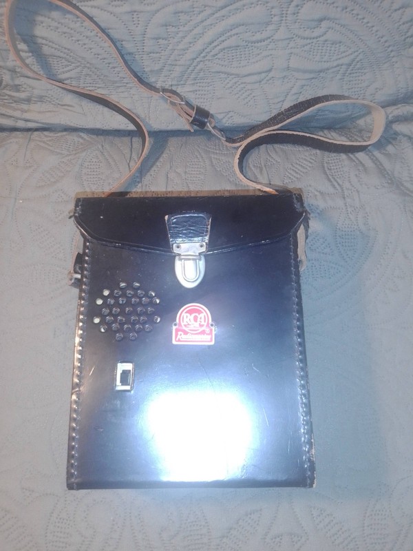 VINTAGE RCA CRM-P6A-2 RADIOMARINE PORTABLE TRANSCEIVER - 149.79 MHZ