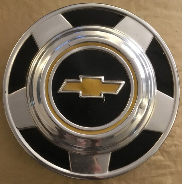 19731987 K10 CHEVY 4X4 DOG DISH HUBCAP BLAZER 19761982 WHEEL Center