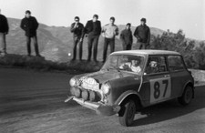 Paddy Hopkirk Ron Crellin Mini Cooper S 1968 Rally Car Old Photo