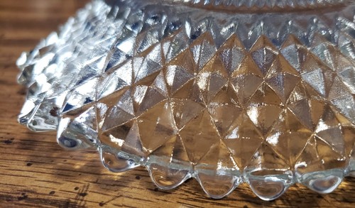 Indiana Glass Diamond Point Ruffle Edge Candy Dish 7 1/4" - Picture 5 of 5