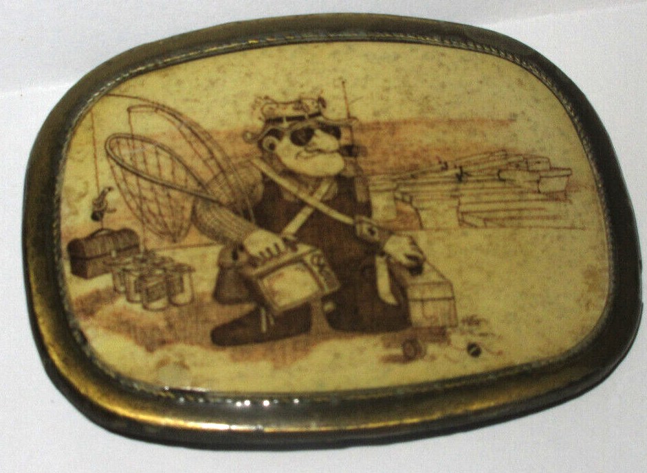Vintage Belt Buckle   (B32).