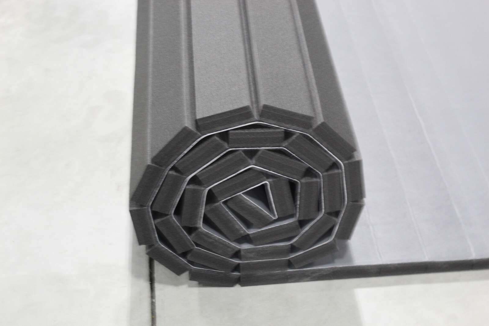 39' x 17' x 1 5/8" Dollamur FlexiRoll MMA Wrestling Mat READ