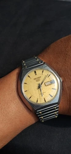 Vintage Seiko 5 6119-7180 Automatic Hexagonal Cushion Case Men's Watch