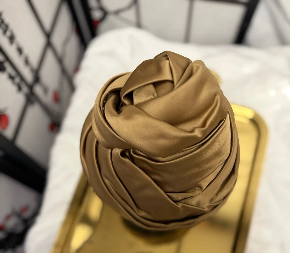 Sombrero Christian Dior New York Turbante Marrón Dorado De Colección Foto 3 de 4