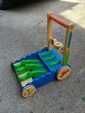 Melissa & Doug Chomp & Clack Alligator Push Toy wooden walker
