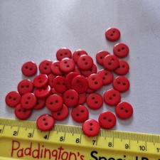 40 bright red 11mm Round Buttons Small Buttons For Christmas Crafts Cards 
