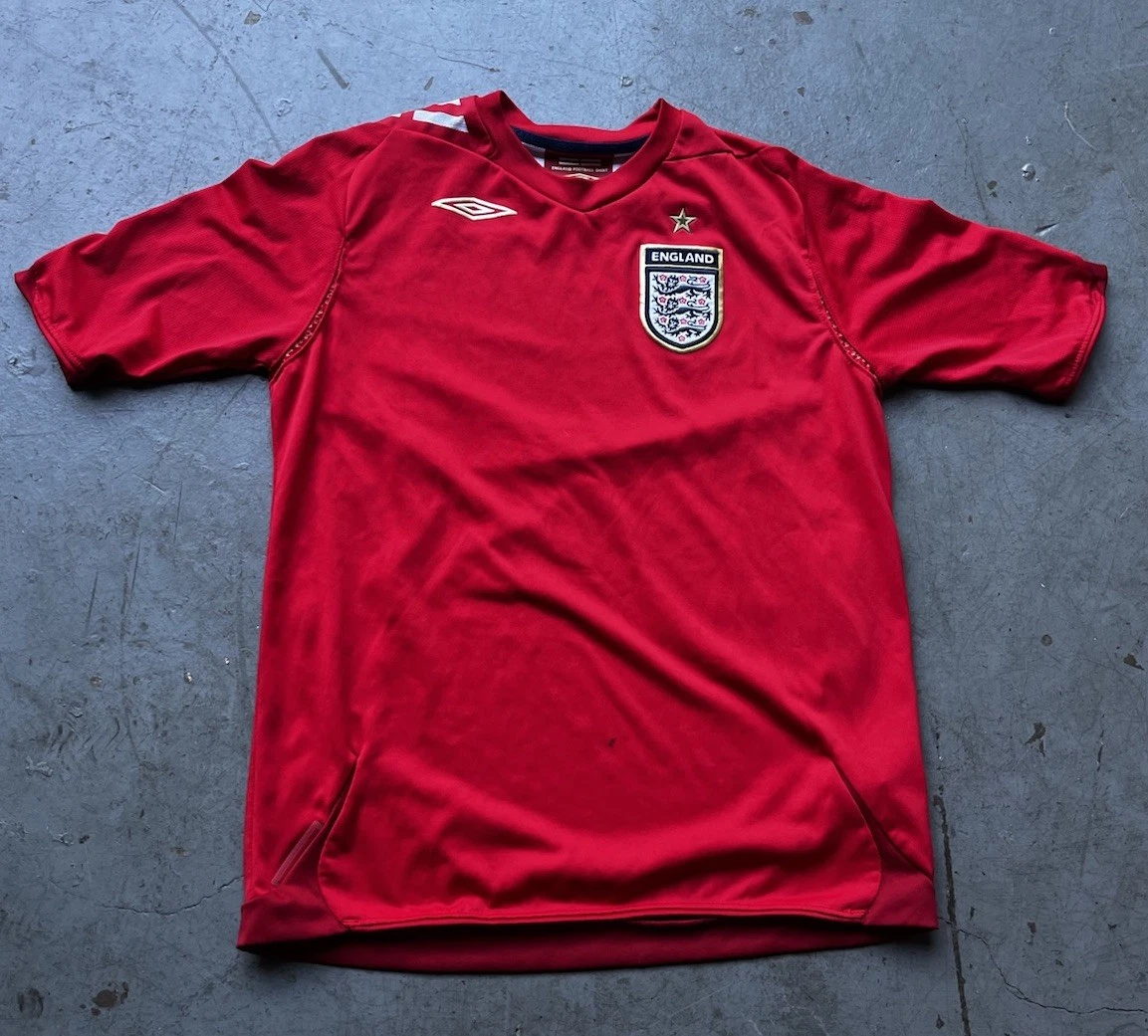 Футбольная рубашка Umbro England - огромный выбор по лучшим ценам