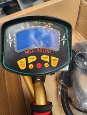 MD-3010II Metal Detector Digger Deep Sensitive Light Hunter Coil LCD Display