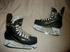 CCM CLASSIC TACKS ICE HOCKEY SKATES SIZE 3 D SKATE,USED CONDITION.HIGH END SKATE