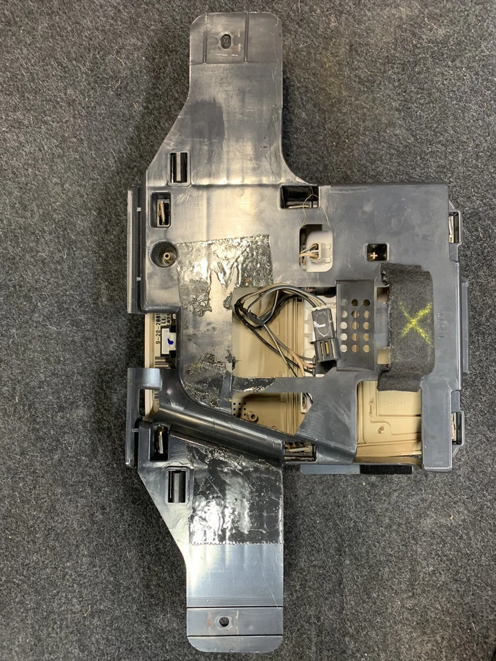 Cadillac STS 2006-2009 INTERIOR SOBRE LA CABEZA DOMO LUZ MONTAJE ORIGINAL OEM Foto 3 de 4