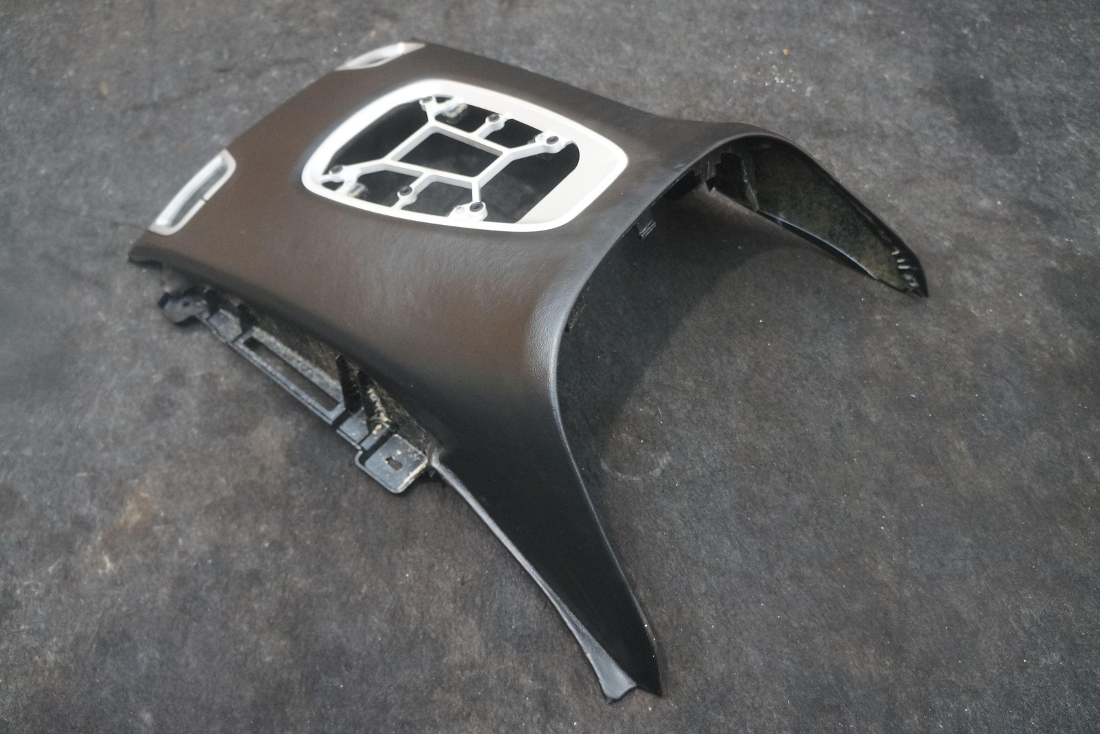Rear Seat Center Console Upper Trim Panel HY53-045E24-AEW Aston Martin DB11 2020