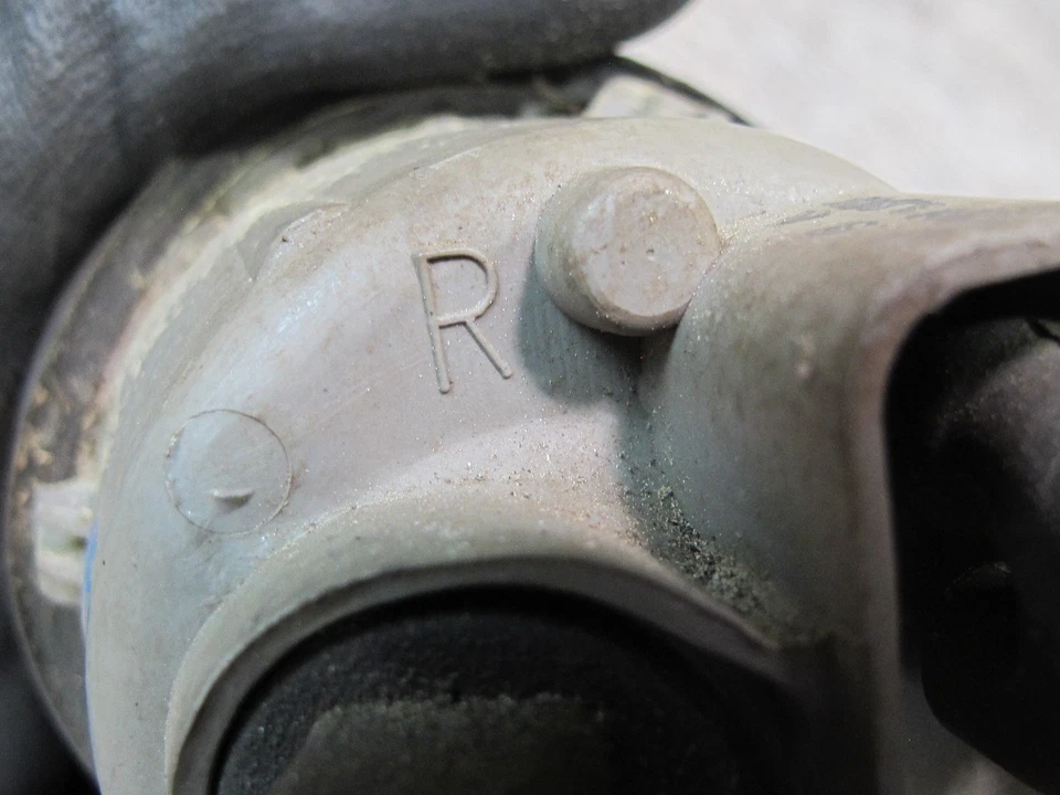 99-01 ISUZU VEHICROSS SET OF 2 FRONT BUMPER LEFT & RIGHT FOG LIGHT LAMP OEM - Image 4 of 4