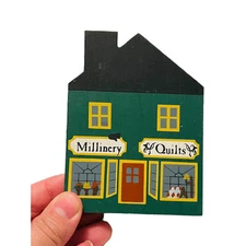 1989 The Cats Meow Series II Millinery Quilts Wood Shelf Sitter