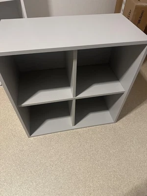Stilvolles und schlichtes 4-Bücher-Regal - Bild 1 von 4