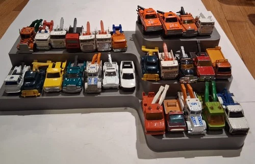 Lot Of 29 Diecast Tow TRUCKS - Hot Wheels Blackwalls Matchbox Superfast Lesney &