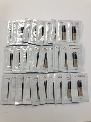 30X Shiseido Synchro Skin Glow Fluid Foundation Sample(Golden3) 1ml = 30ml TOTAL