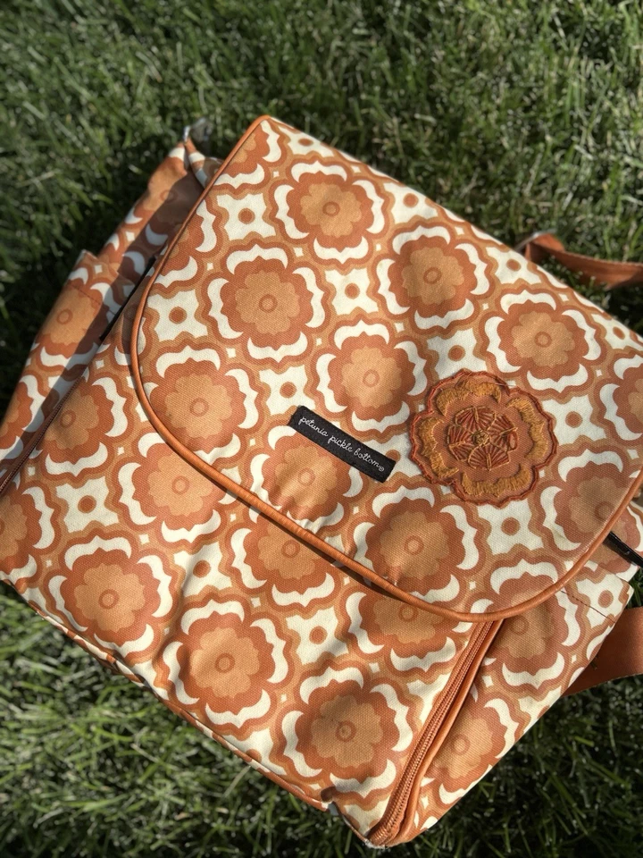 🌸 Bolsa de pañales inferior petunia pepinillo • Elegante correa ajustable cuadrada de flores de naranja Foto 2 de 4