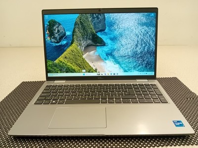 Dell Precision 3561 | i7-11850H @ 2,5GHZ, 32GB Ram, 1TB SSD, 4GB Nvidia T600.