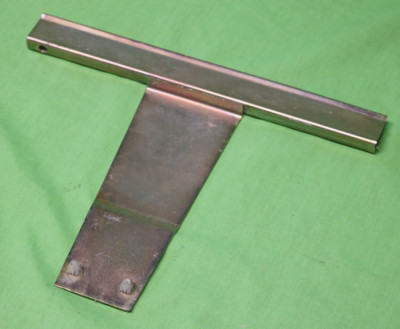 NOS OEM Peterbilt / Paccar Semi Truck 20-18282 Door Window Glass Run Channel