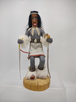 Indianer Bogenschütze Tänzerin Kachina Puppe Künstler signiert Elchhorn Messer