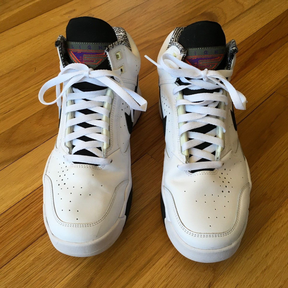 NIKE Air Flight Lite Basketball Sneakers 9 DJ2518-100 White Pippen