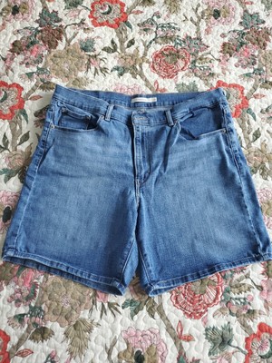Womens Levi's Denim Shorts, Classic Fit 