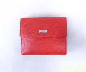 Portefeuille bi pli numéro modèle 143387 GUCCI